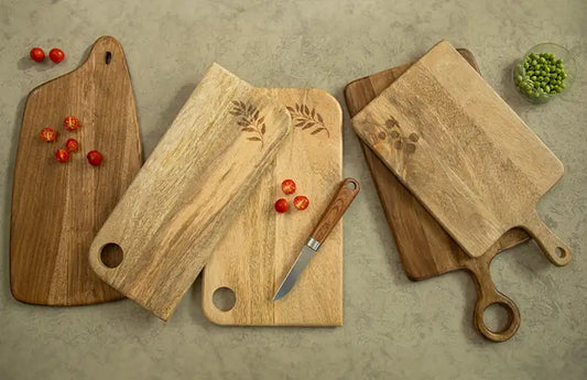 Know the specific usage of different cheese knives present in a cheese set