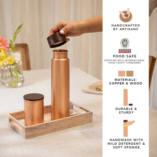Neer copper bottle with wooden lid