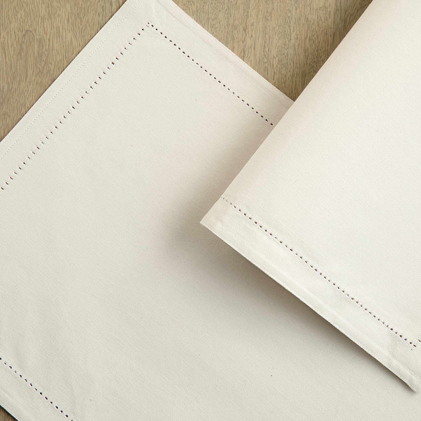 Classic White Cotton Placemat Set of Six