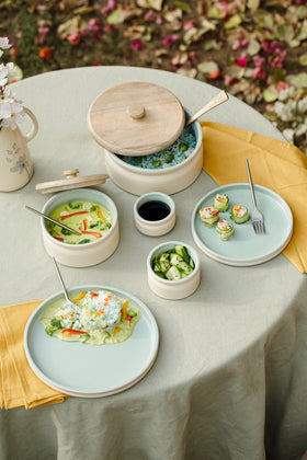 DINNERWARE