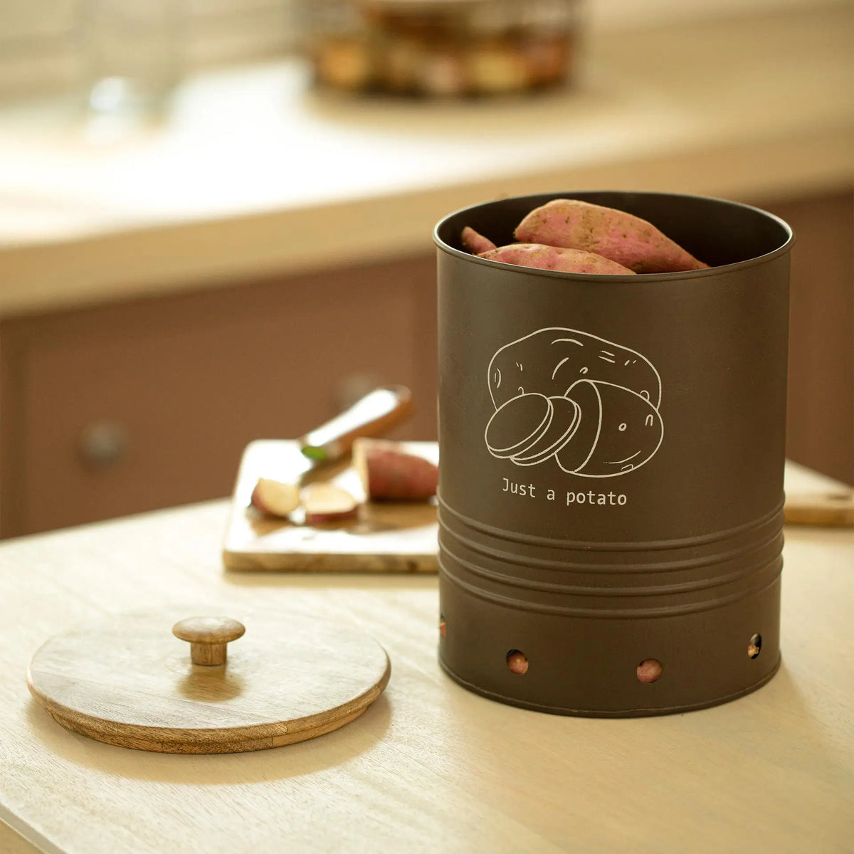 Charcoal Brown Potato Storage Bin with Wooden Lid