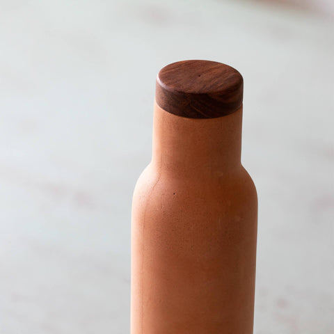 terracotta bottle with wooden lid - ellementry