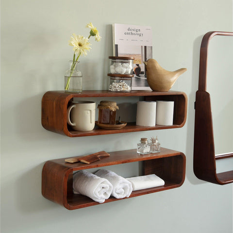 Boxy wooden wall shelf - ellementry