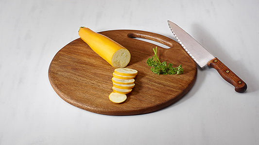 5 reasons to add a cutting board to your kitchen today