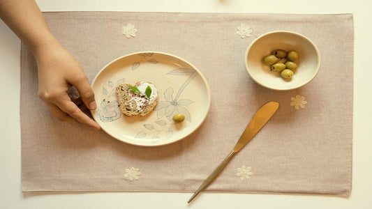 Place Mats Still in Style? Here Is Your Guide
