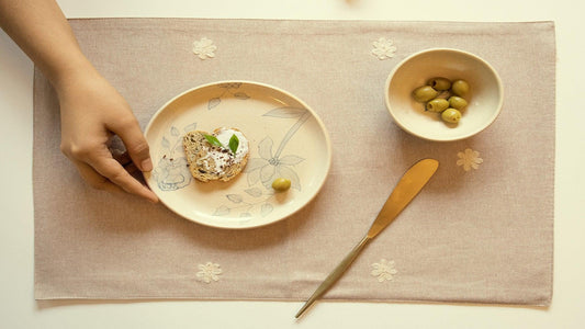 Why Does Your Dining Table Need Placemats?