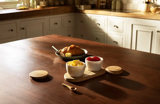 How putting spices in condiment sets can make the dining table more colourful