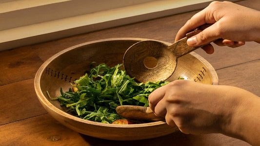 How to correctly use a mixing bowl