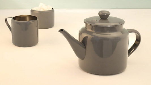 How to Mix-match Cups with Brass Milk and Sugar Pot