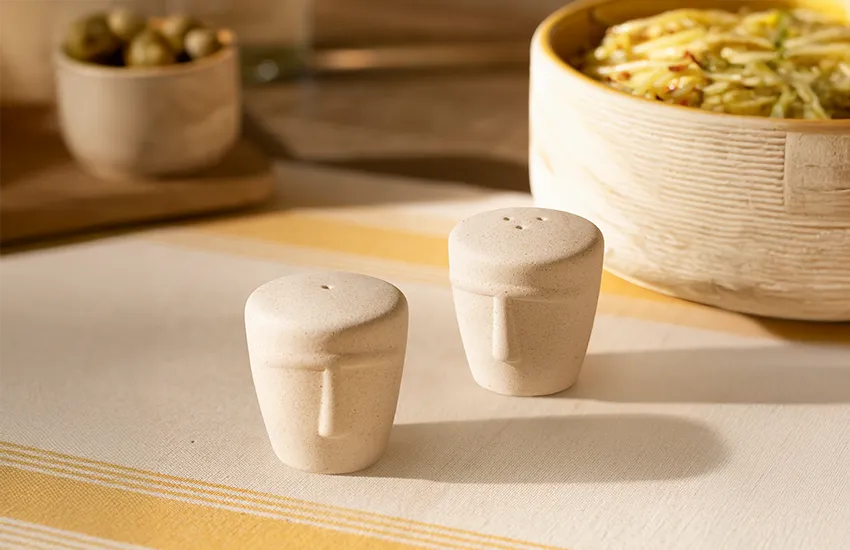 How to Keep Your Salt and Pepper Shakers Sparkling Clean