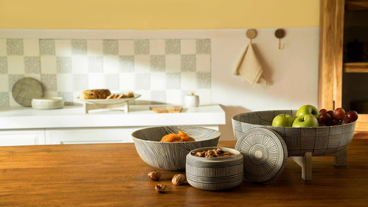 How the Bowl Should Complement the Dish