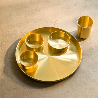 Nuhas Brass Dinner Set With Wooden Box