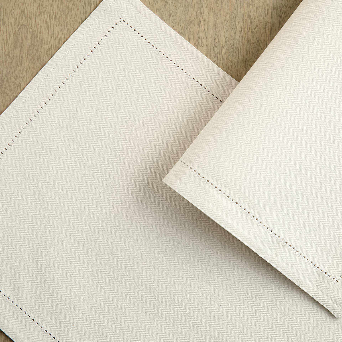 Classic White Cotton Placemat Set of Six