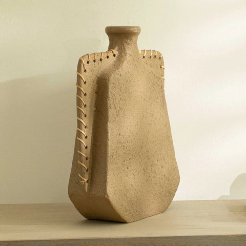 Niraan Ecomix Vase With Cane Short
