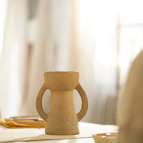 Niraan Ecomix Vase With Handle - ellementry