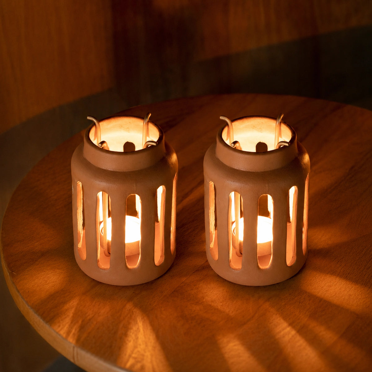 Lupa Terracotta Round Lantern With Metal Handle (Small) Set of 2