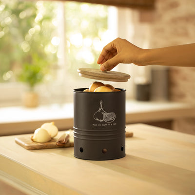 Charcoal Brown Onion Storage Bin with Wooden Lid