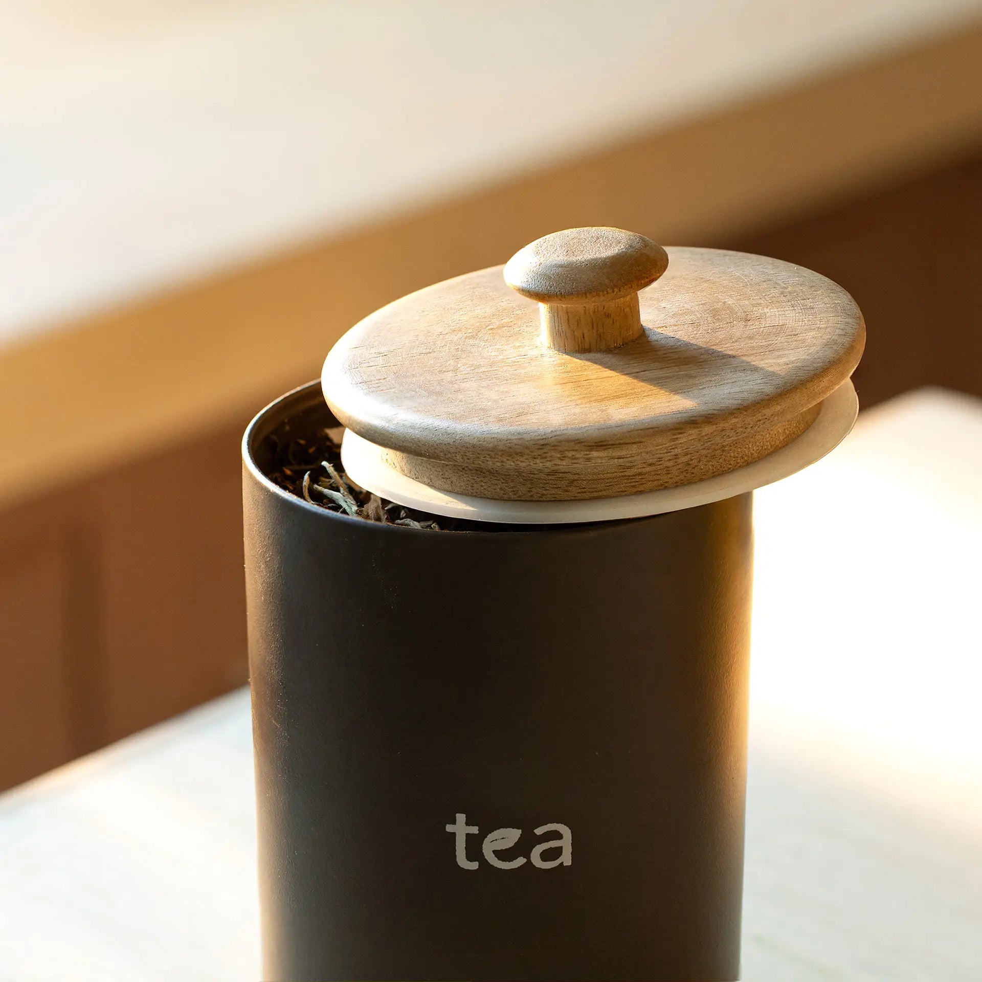 Charcoal Brown Tea Jar