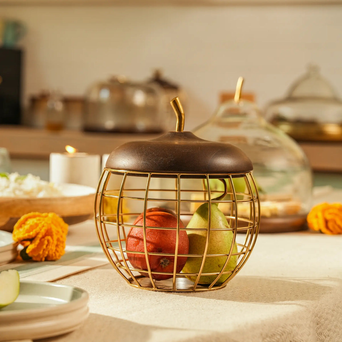 Pear Metal Basket with Wooden Lid