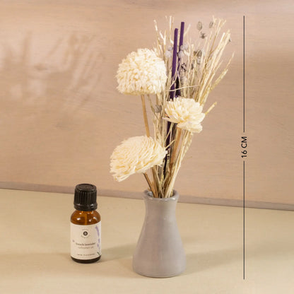 breathe & bloom vase and diffuser set - french lavender