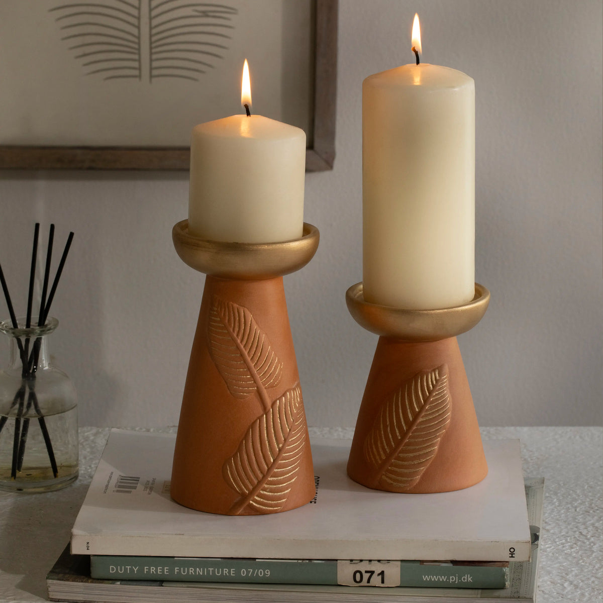 Frangipani terracotta candle holder  short