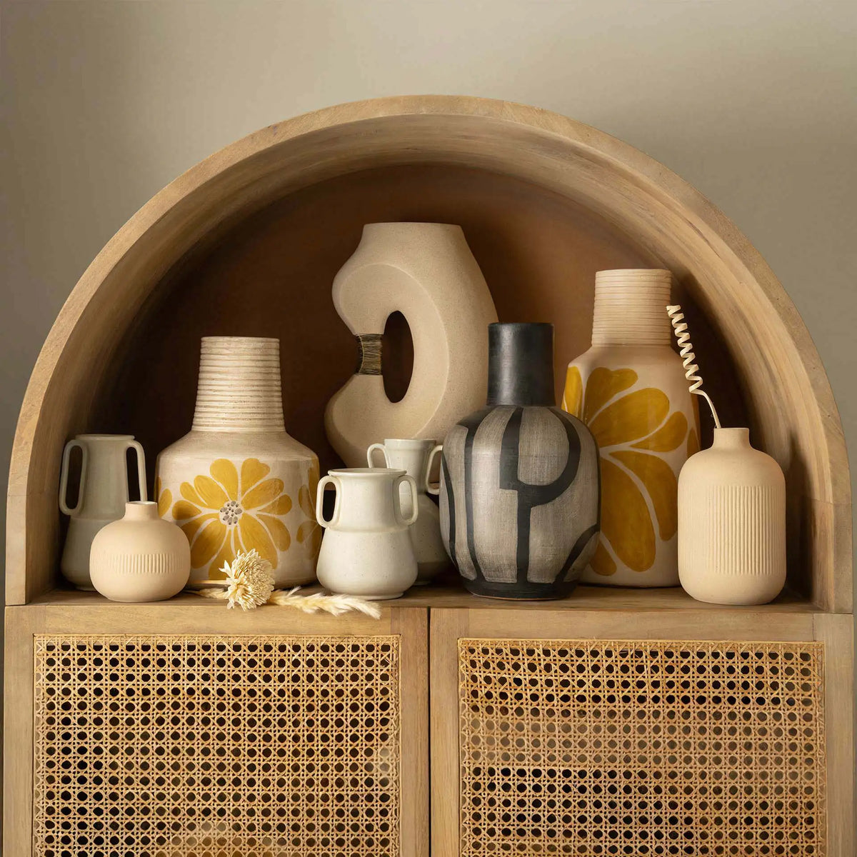 In Spring Terracotta Vase - Black (Short)