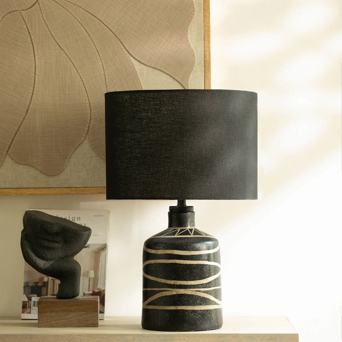 Siyah Terracotta Lamp With Shade