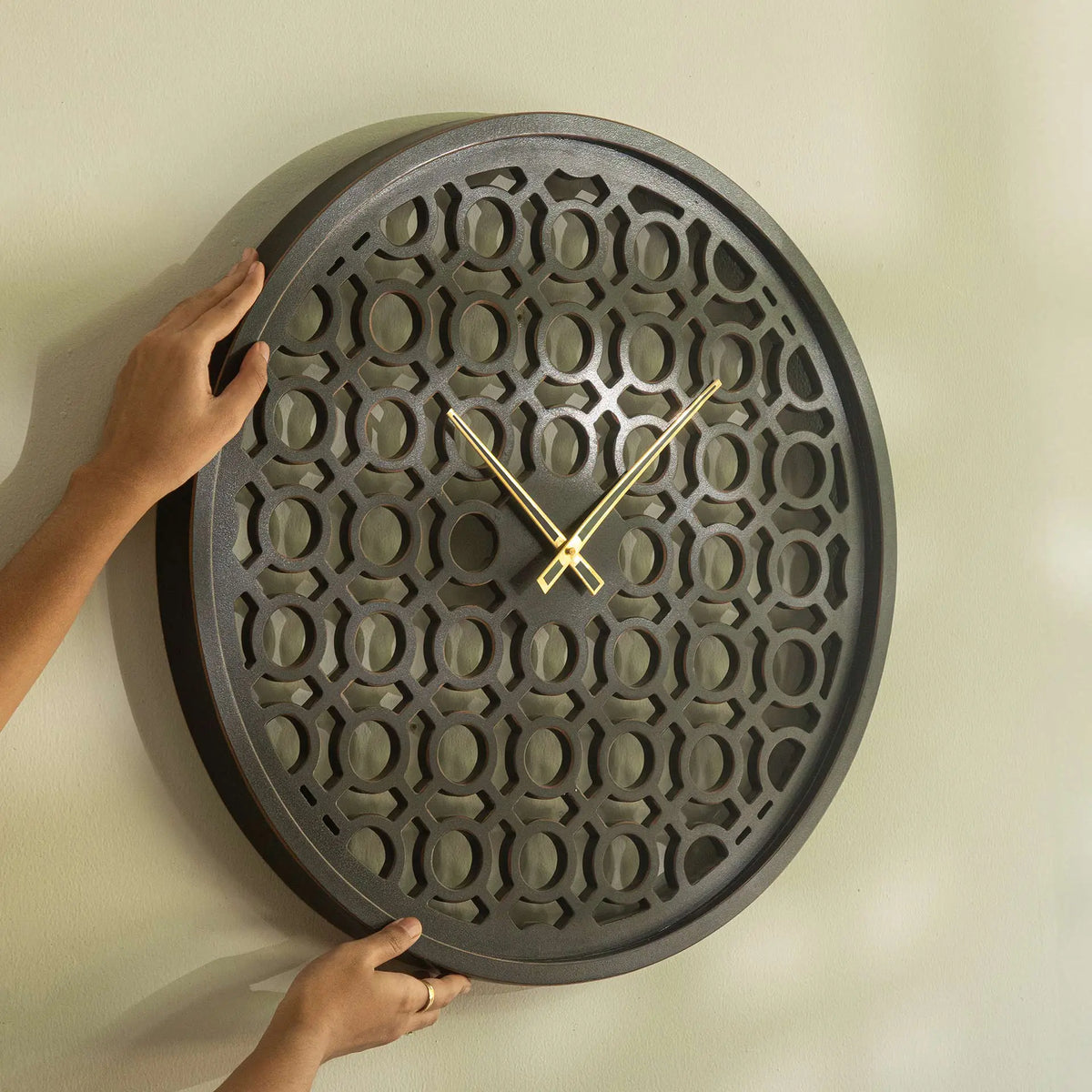 Giha Wall Clock