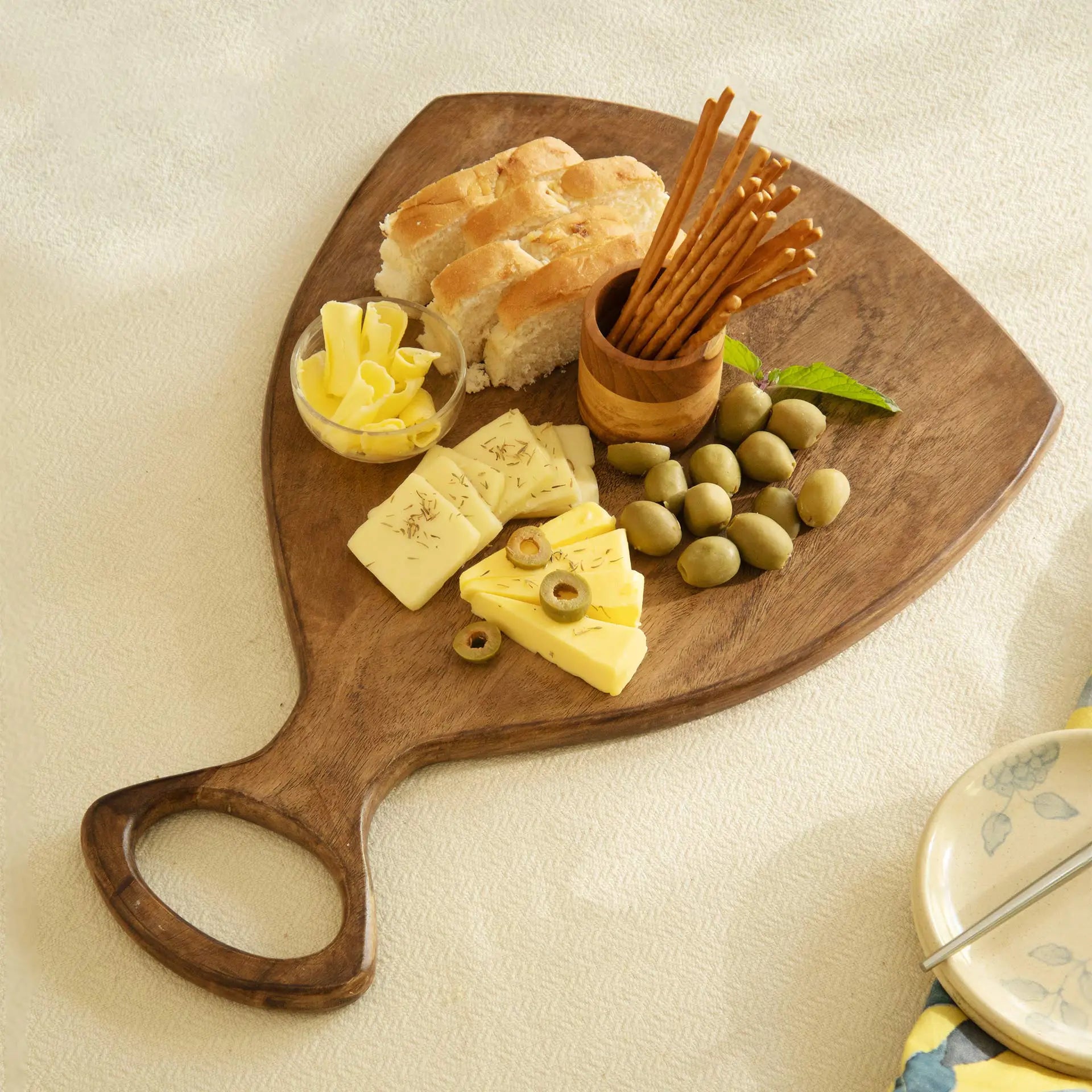 Laimai Chopping Board - Paddle