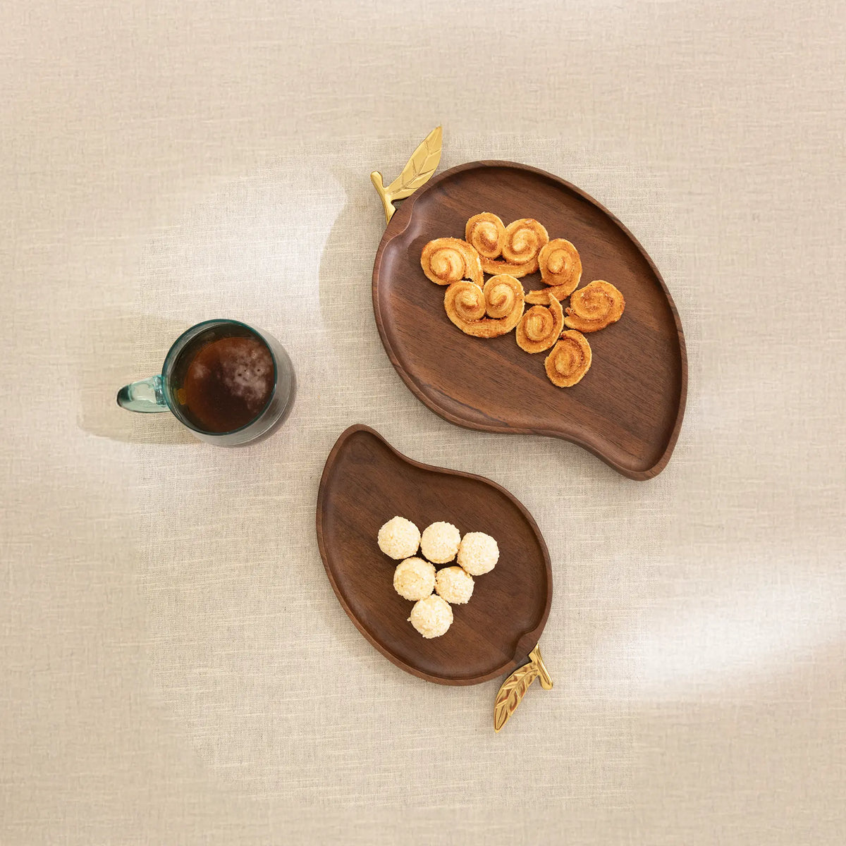 Mango memory wodeen platter- set of 2