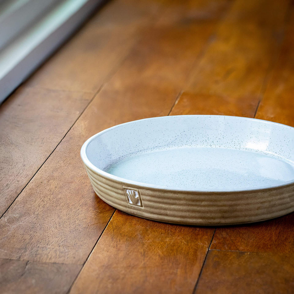 Mano Ceramic Sand Round Tart Dish