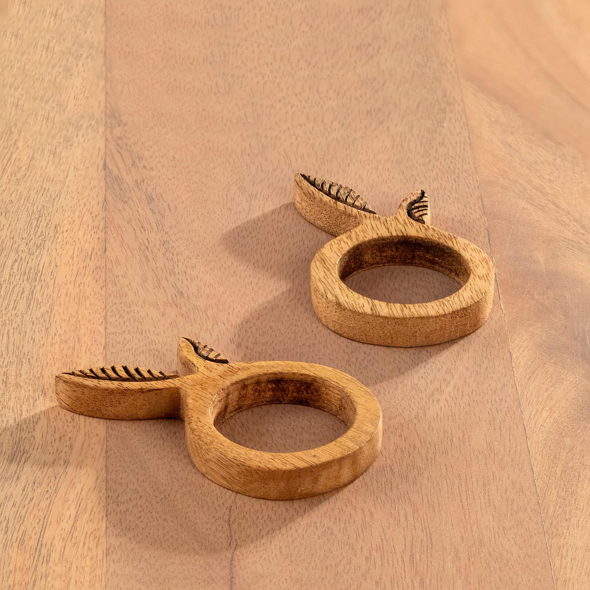 mango napkin ring leaf set of 2 natural