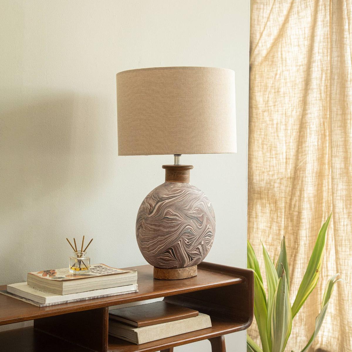 Gaiyo Table Lamp with Shade