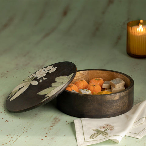 Frangipani Roti Box With Muslin Cloth - ellementry