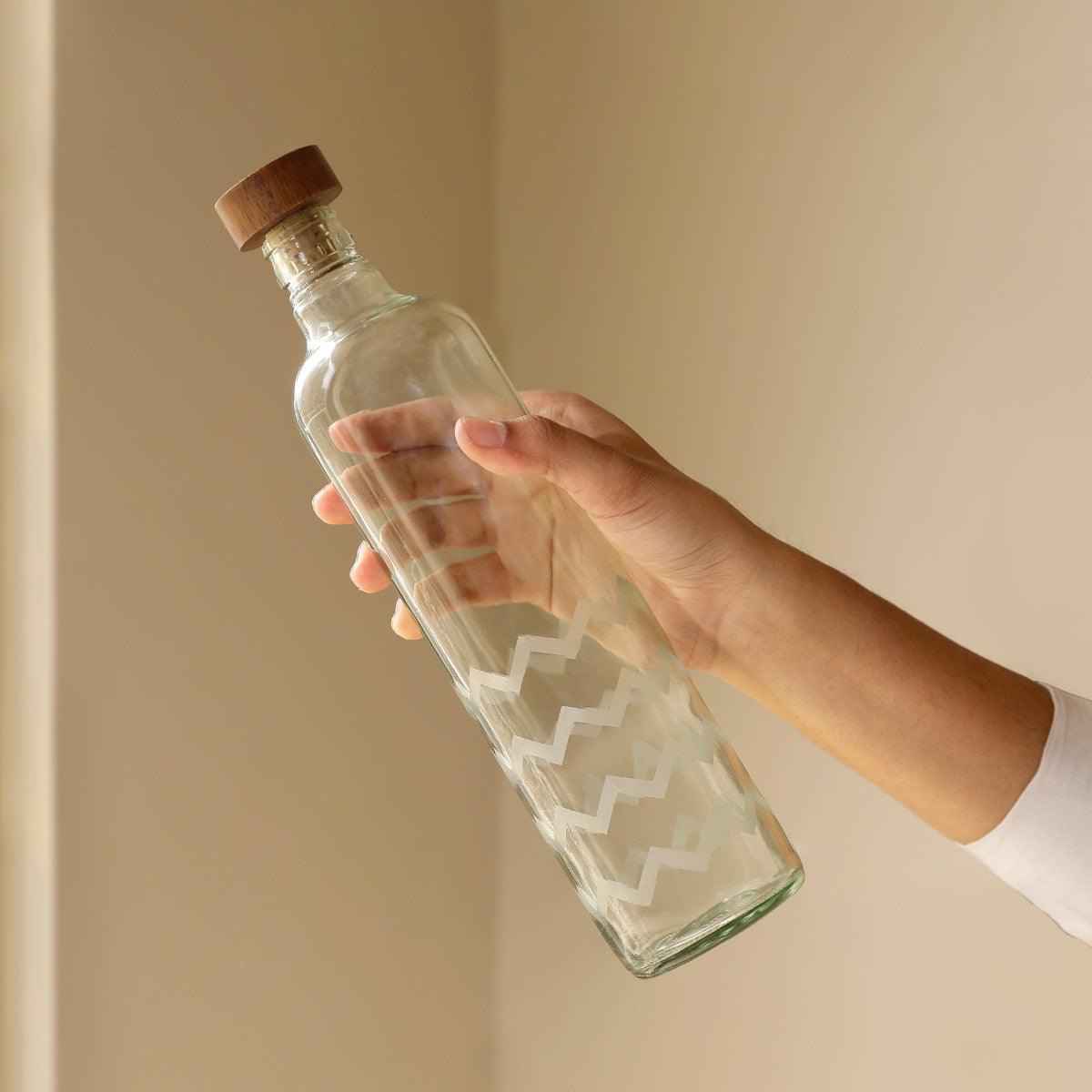 Frosted Chevron Glass Bottle with Brown Wood Stopper