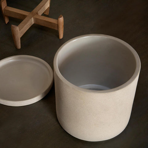 Ljo Ceramic Planter with Stand - ellementry