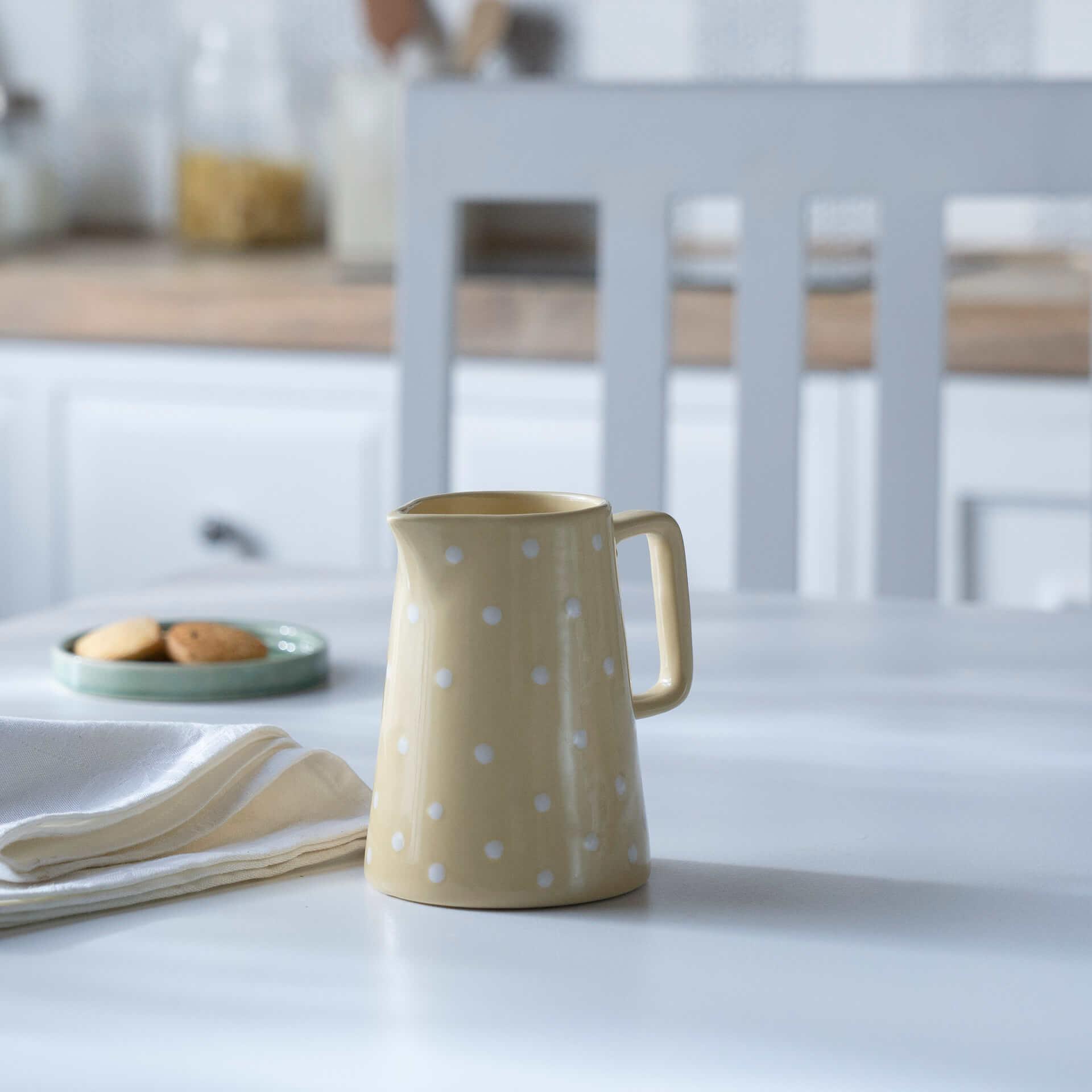 ceramic jug small polka dots lemon