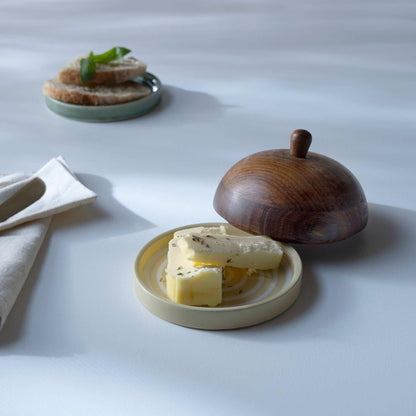 ceramic butter dish stripes w/wdn lid lemon - ellementry