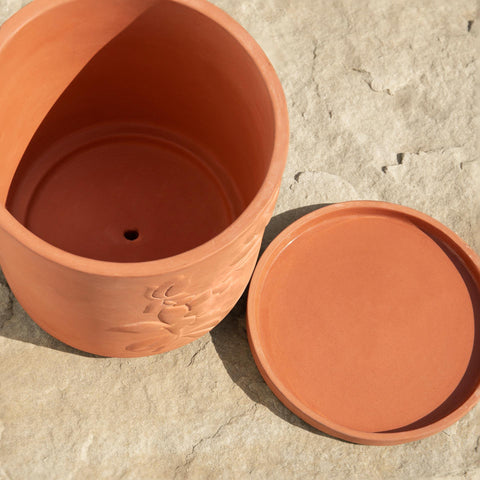 Teravak Embossed Planter (Tall) - ellementry