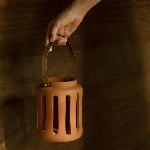 Lupa Terracotta Round Lantern W/Metal Handle - Large - ellementry