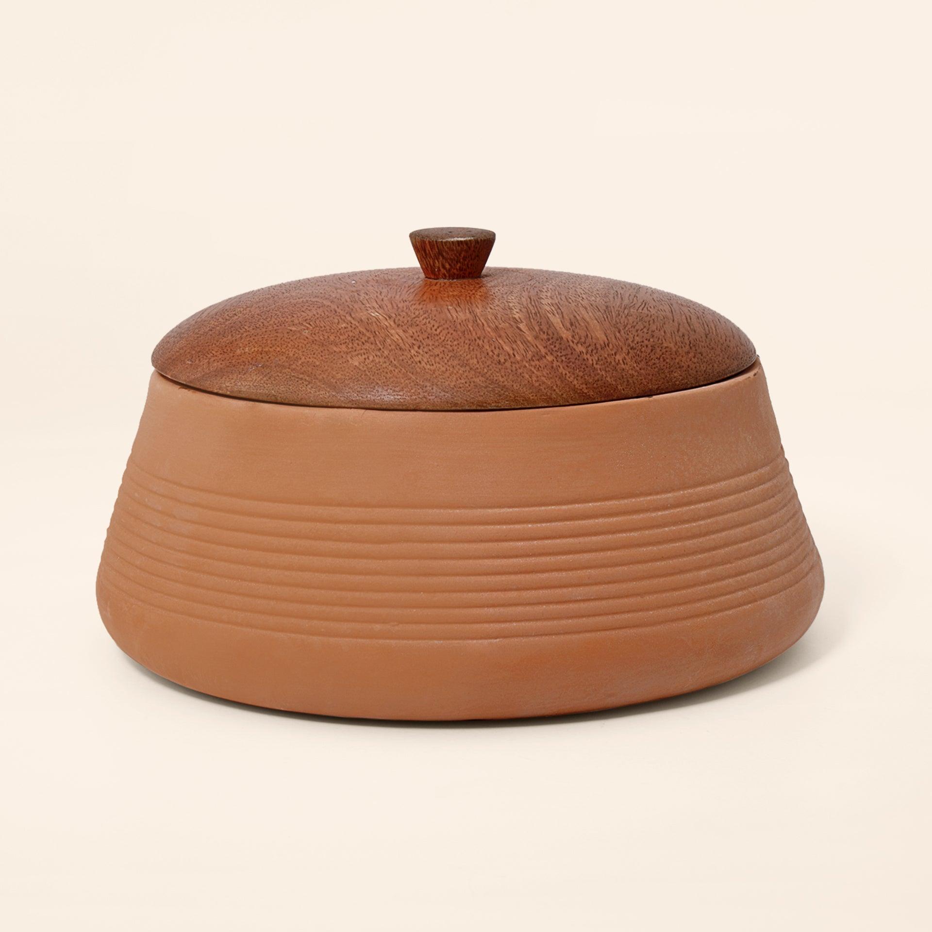 terracotta curd setter with wooden lid- large