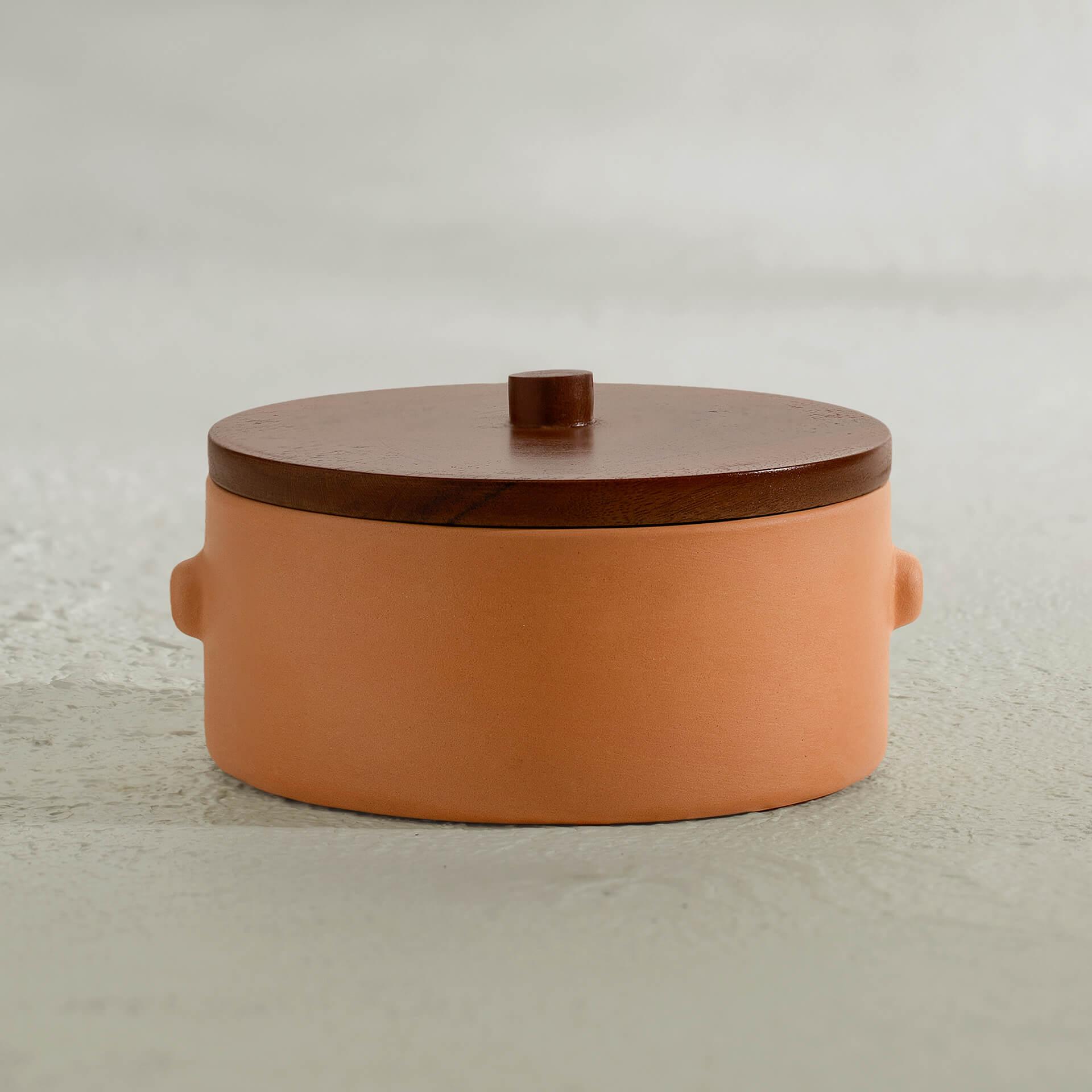 Knurl Terracotta Curd Setter with Wooden Lid(Small)