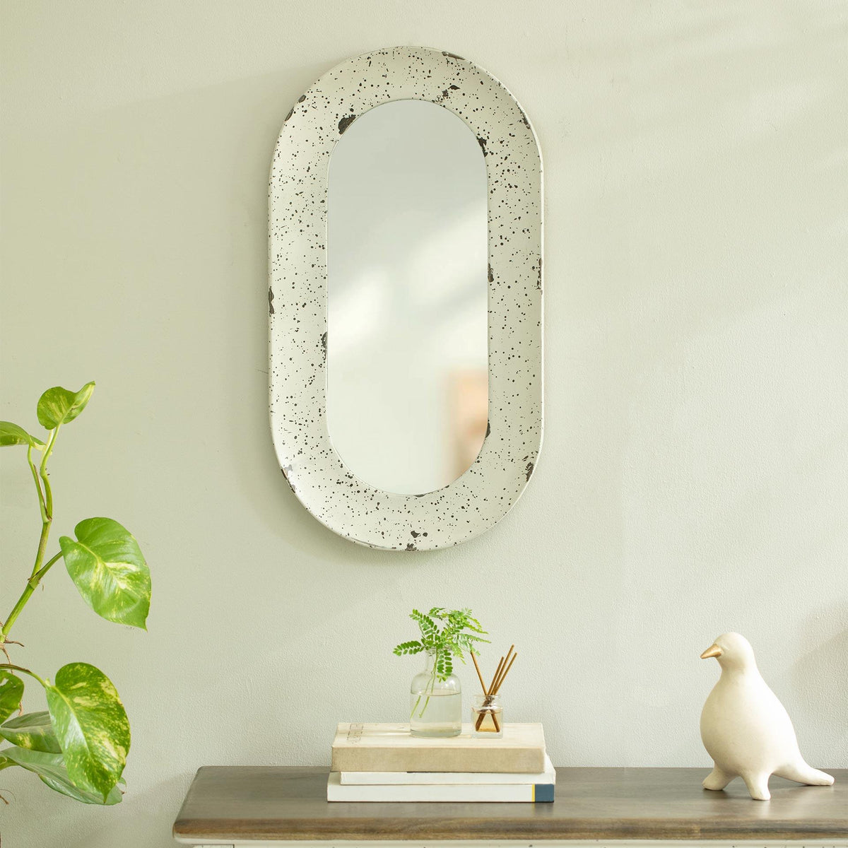 Farmhouse Flair Wall Mirror - Oval - ellementry