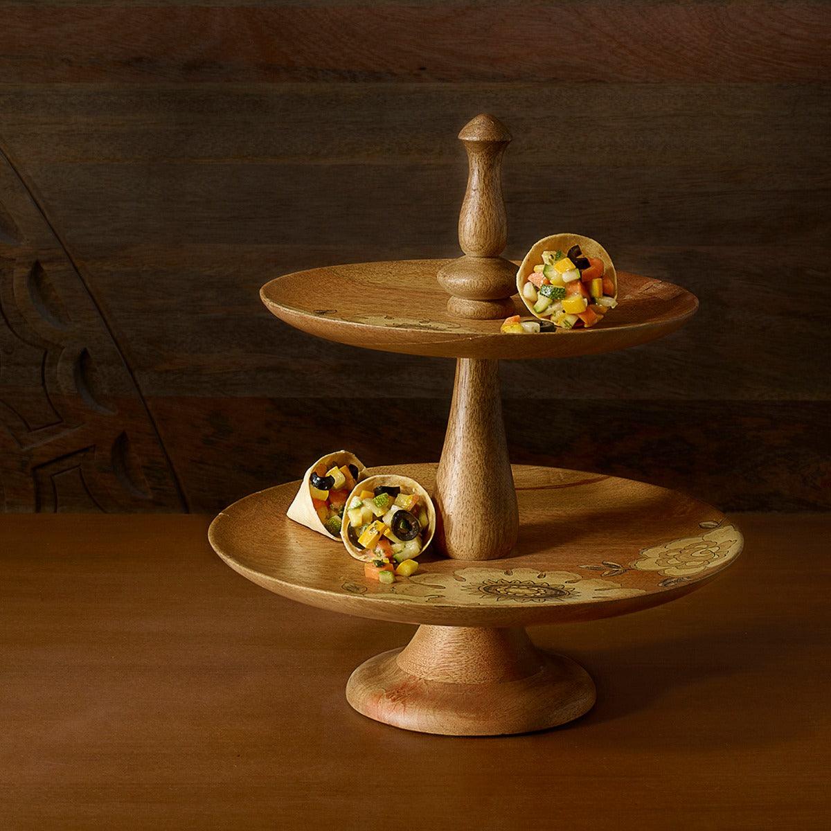 fleur d'or wooden cake stand