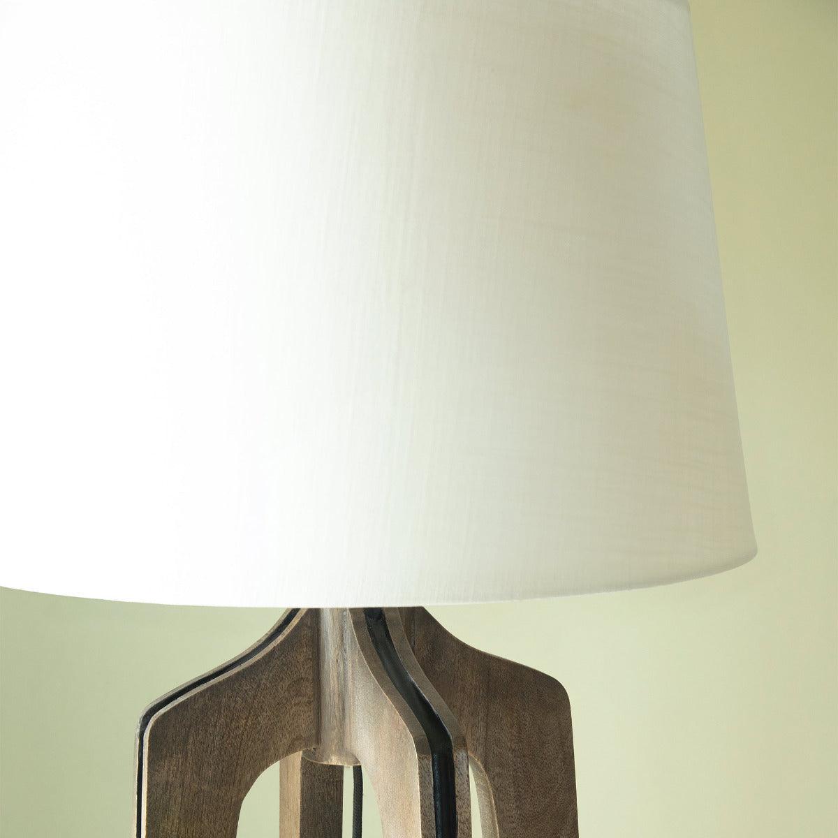 Twain Floor Lamp W/Shade