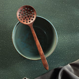 Mango Spatula Slotted Natural - ellementry