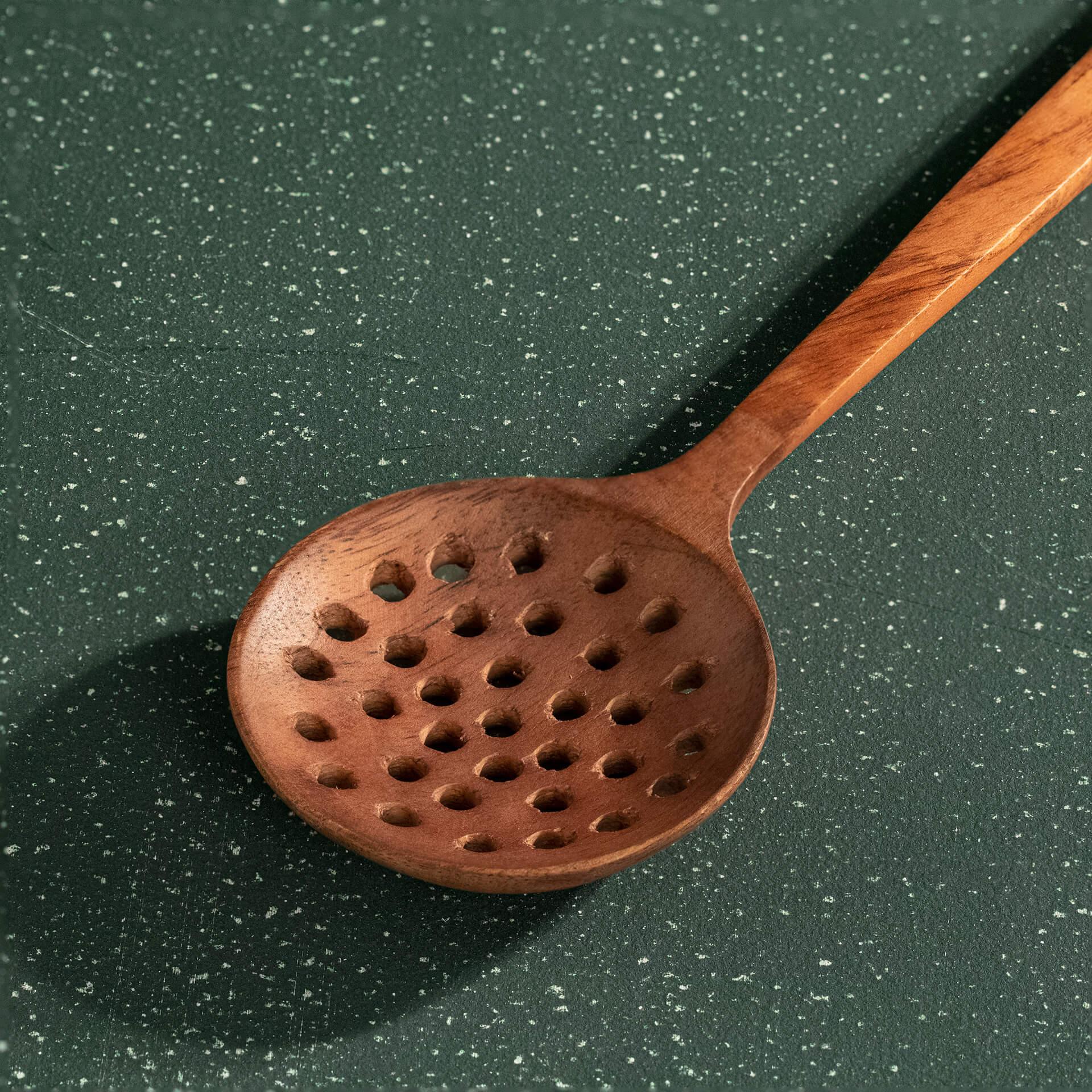 Mango Spatula Slotted Natural