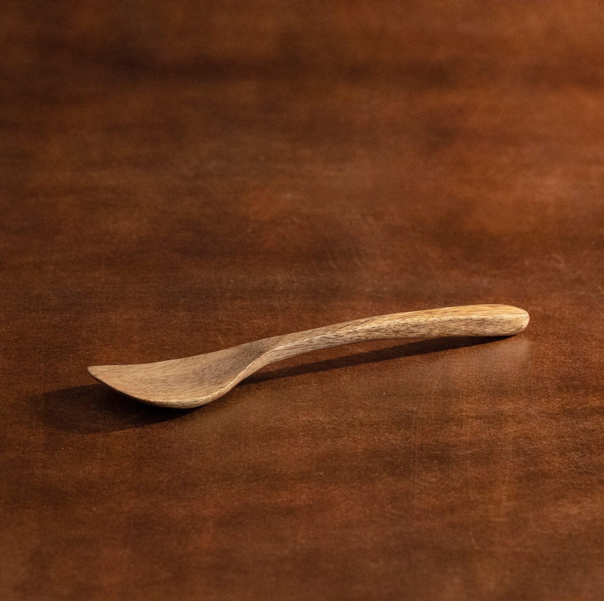 Mango Spatula Small Lifter Natural