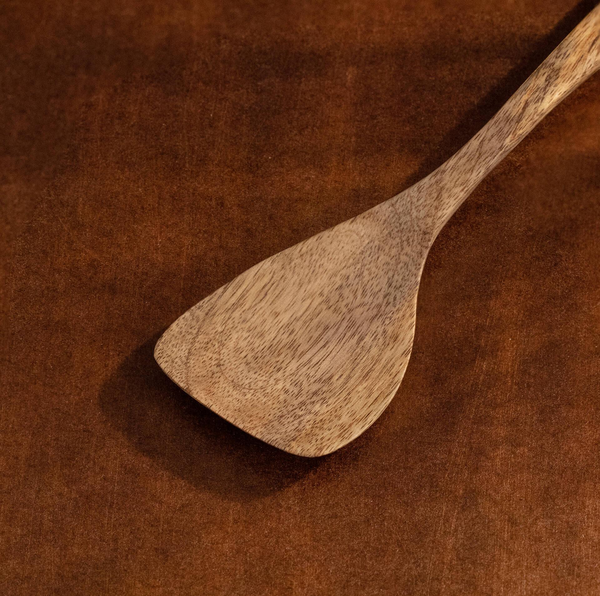 Mango Spatula Small Lifter Natural