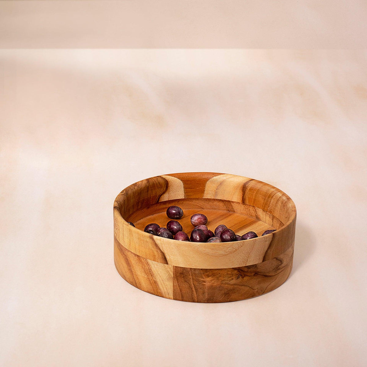 in teak wooden salad bowl- medium - ellementry